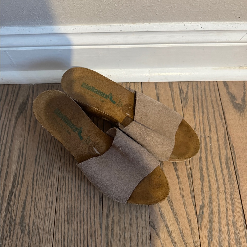 Wedges - Picture 2 of 7